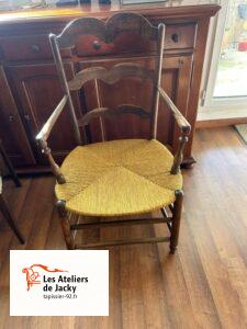 Réfection fauteuil rempaillage et recollage de l’ensemble de la structure bois Neuilly sur Seine 92200 hauts de Seine #NeuillysurSeine #artisan #rempaillage #fauteuils #hautsdeseine #tapissier