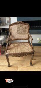 Réfection assise et dossier fauteuil en cannage Asnières sur Seine 92600 hauts de Seine #fauteuil #asnieresurseine #hautsdeseine #cannage #artisan