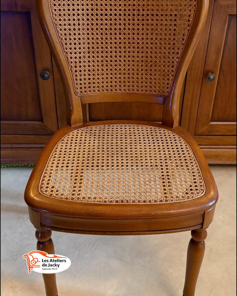 Réfection assise chaise en cannage Puteaux 92800 hauts de Seine