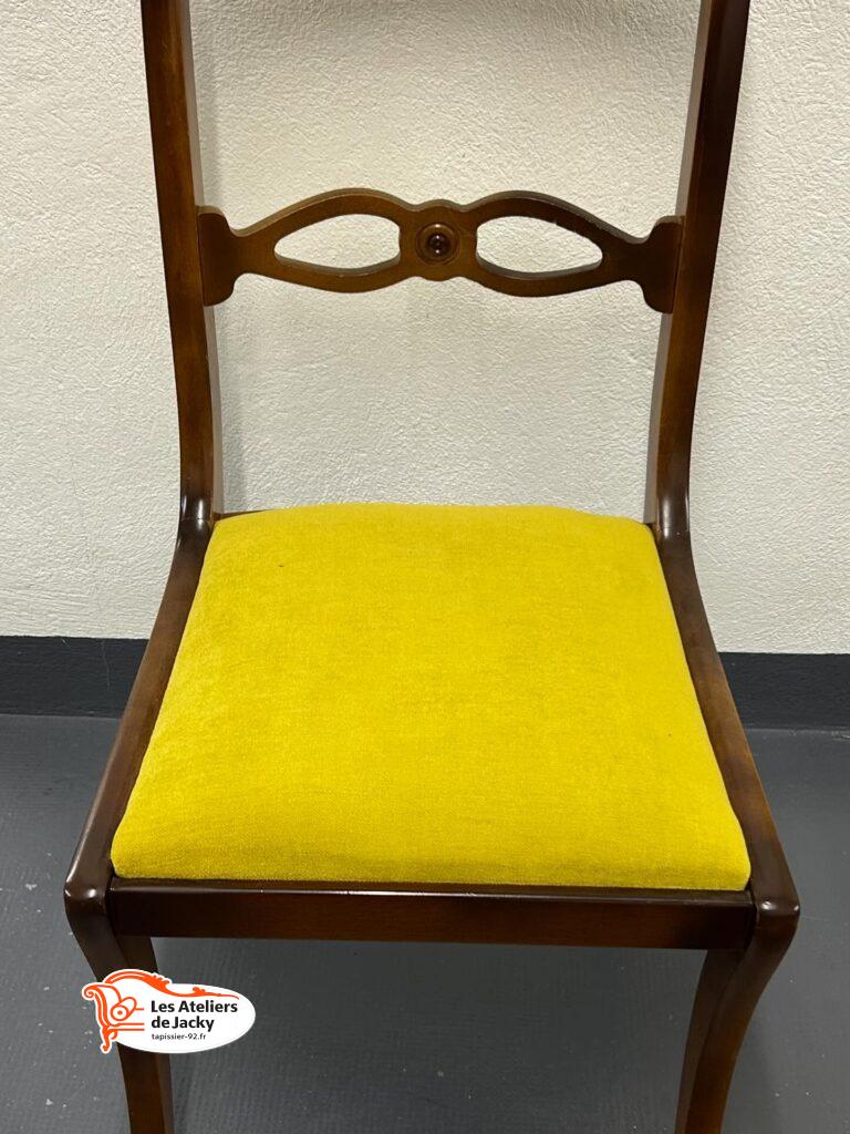 Réfection assise chaise tapisserie tissus fournis par nos soin 83963-301 lézard rueil-Malmaison 92500 hauts de Seine