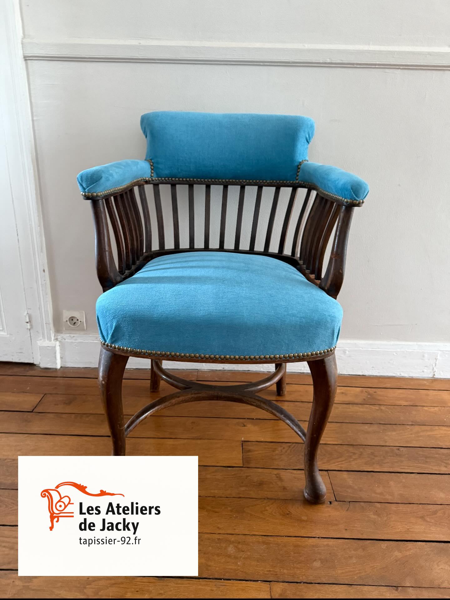 Réfection complète fauteuil recollage structure bois tissus fournis par nos soins amara-turquoise 92700 colombes hauts de Seine
