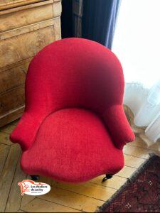 Réfection complète fauteuil style CRAPAUD tissus fournis par nos soins Amara 83974 - 750 groseille Paris 7eme