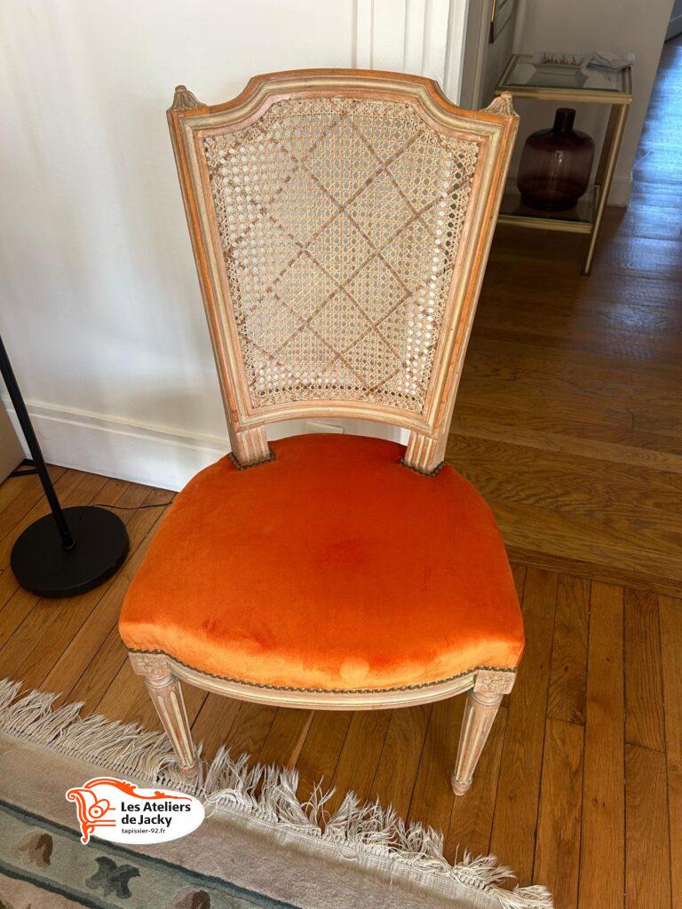 Restauration chaise style Louis XVI à Neully-sur-seine