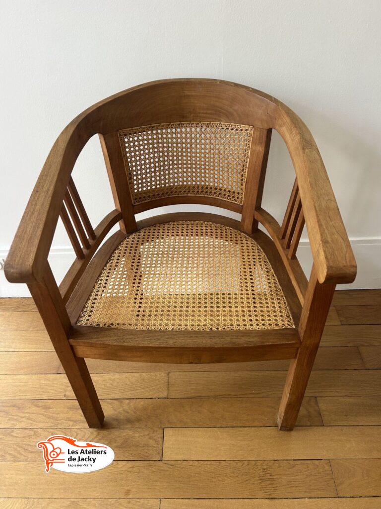 Fauteuil Bridge en bois – Réfection complète de l’assise en cannage traditionnel